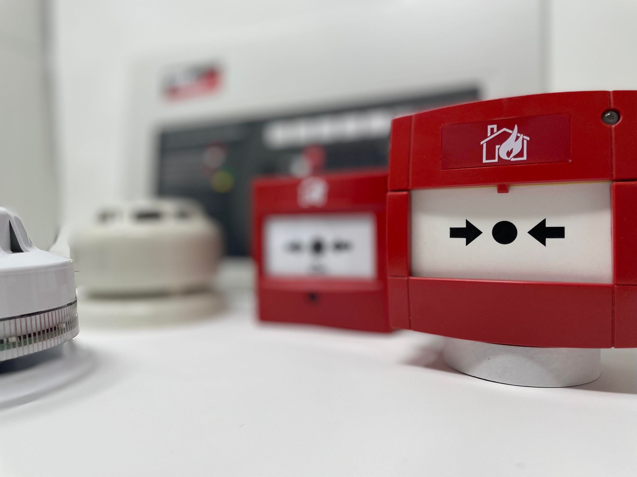 CALL-POINT-AND-PANEL